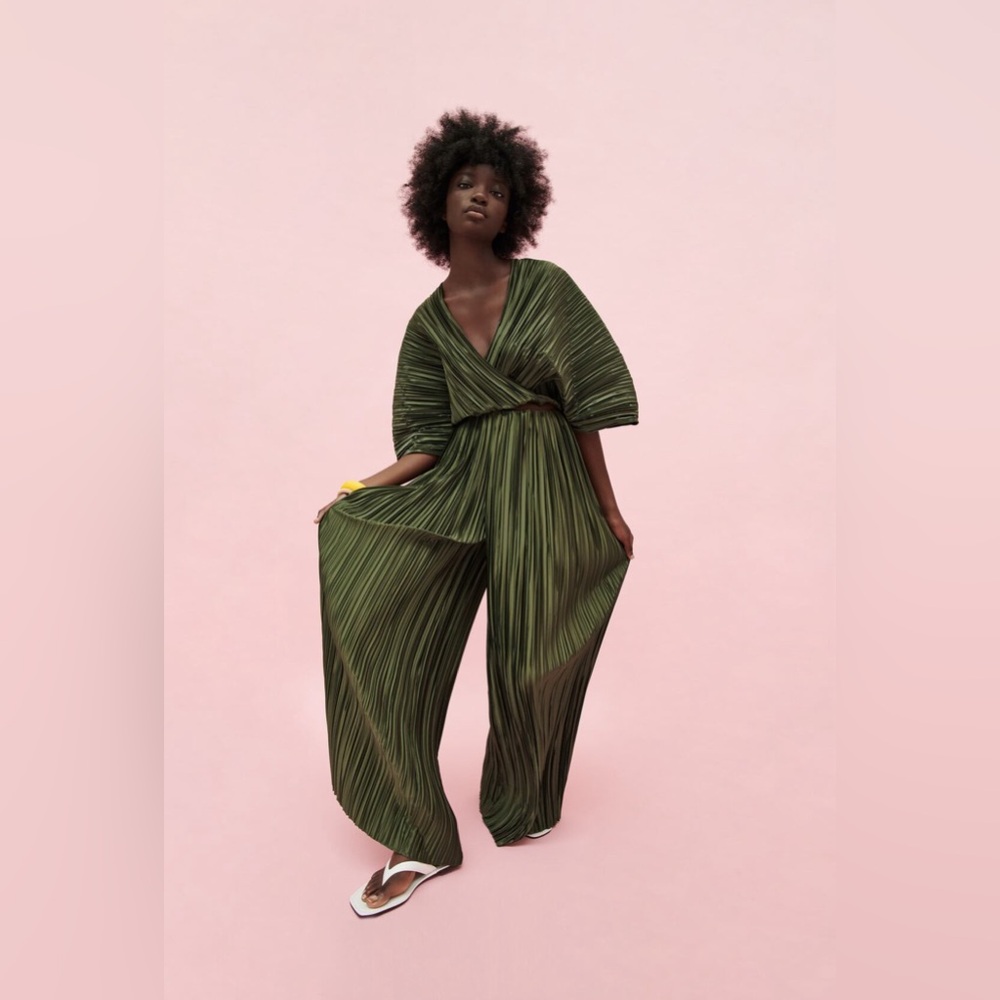 Zara co-ord pleated set